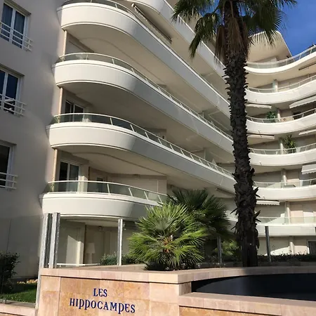 T2 & Garage Front De De Standing * Fréjus