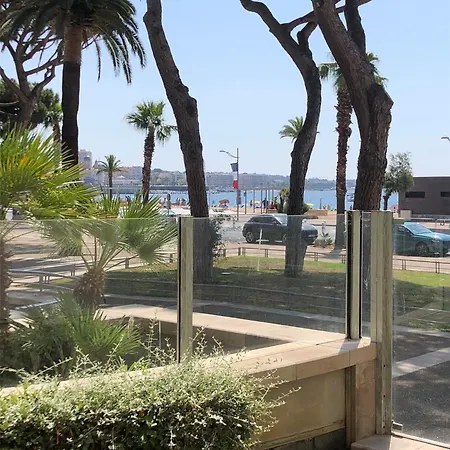 T2 & Garage Front De De Standing Fréjus