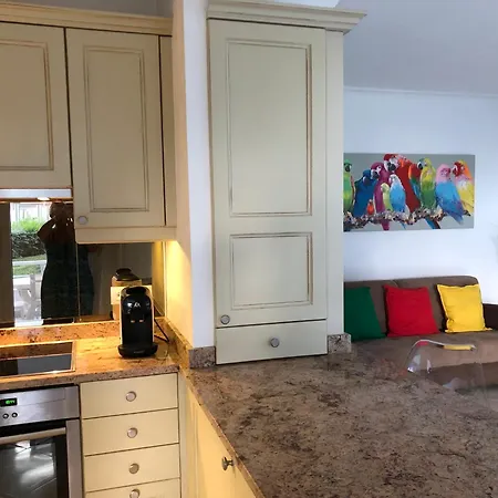 T2 & Garage Front De De Standing * Fréjus