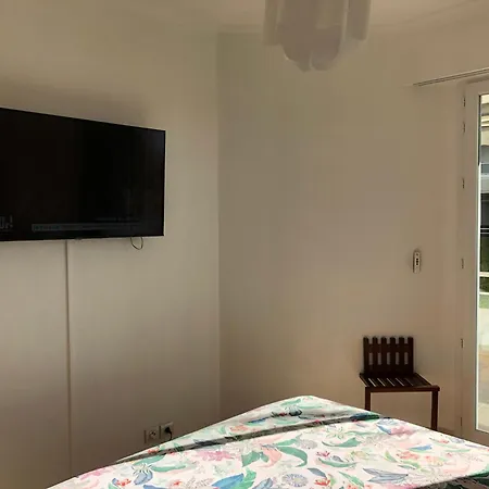 T2 & Garage Front De De Standing Fréjus