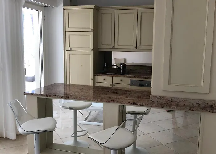 Apartmán T2 & Garage Front De De Standing Fréjus