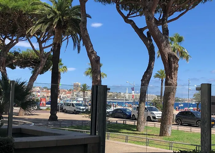 Apartmán T2 & Garage Front De De Standing Fréjus