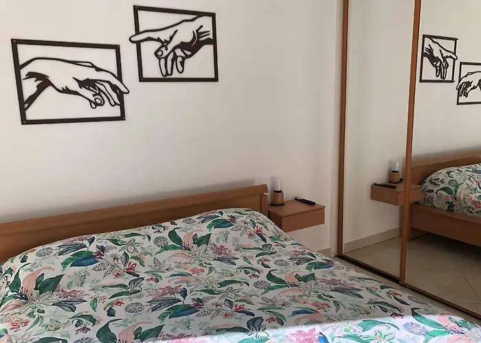 T2 & Garage Front De De Standing Apartmán Fréjus