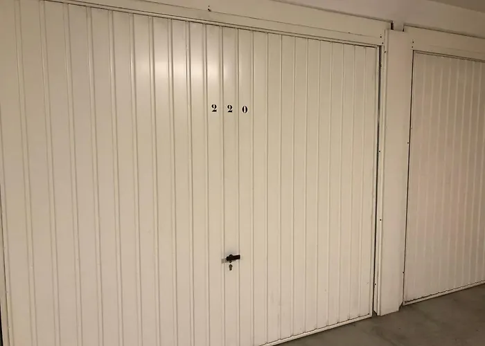 T2 & Garage Front De De Standing Fréjus